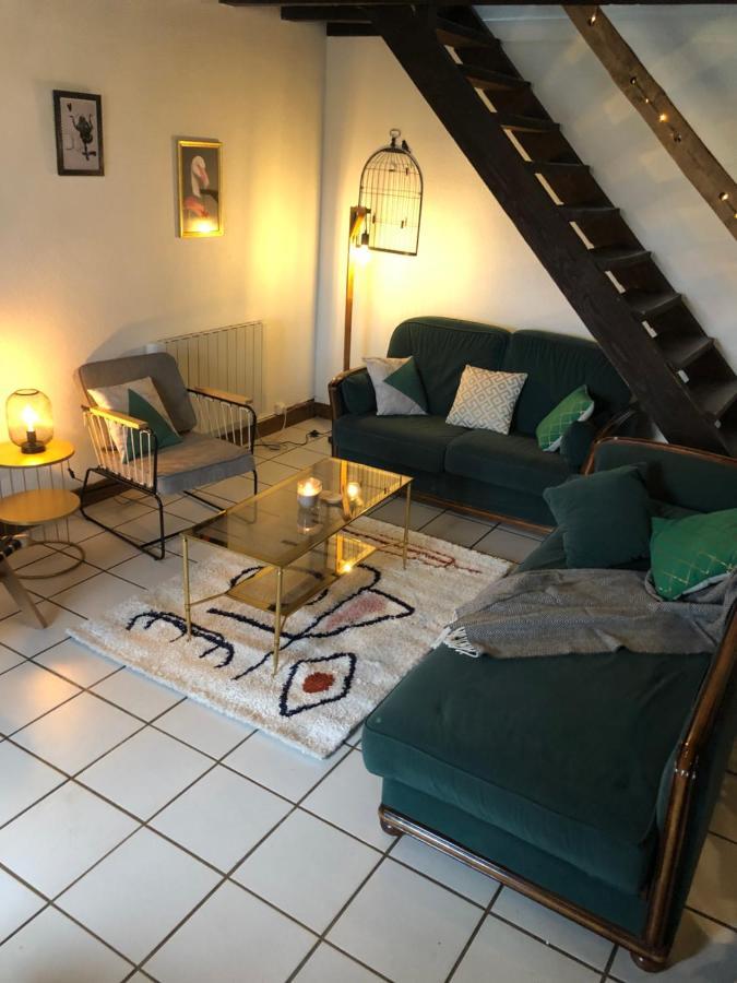 Gite A La Ferme Chaleureux Avec Cheminee Preveranges Eksteriør billede