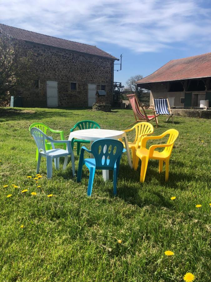 Gite A La Ferme Chaleureux Avec Cheminee Preveranges Eksteriør billede